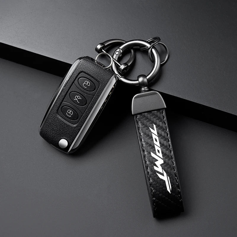 High-Grade Carbon Fiber Motorcycle Keychain Holder Keyring For CFMOTO 700MT 700 MT CF700 MT700 2024 2025